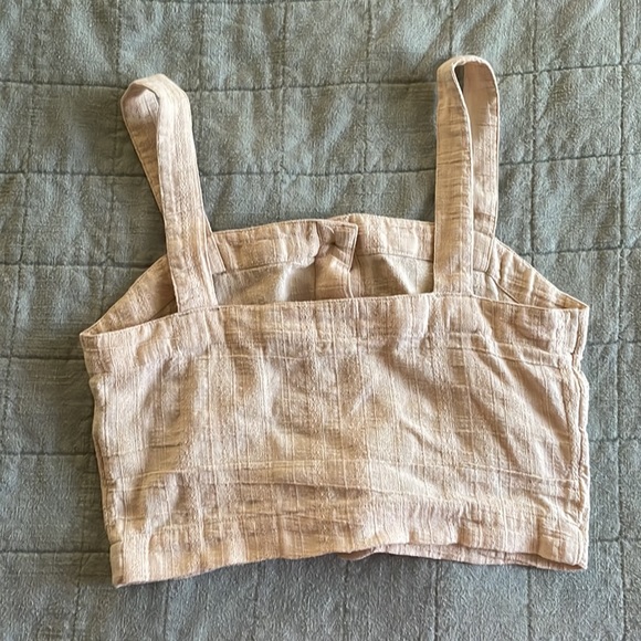 Natural button crop top - Picture 2 of 3